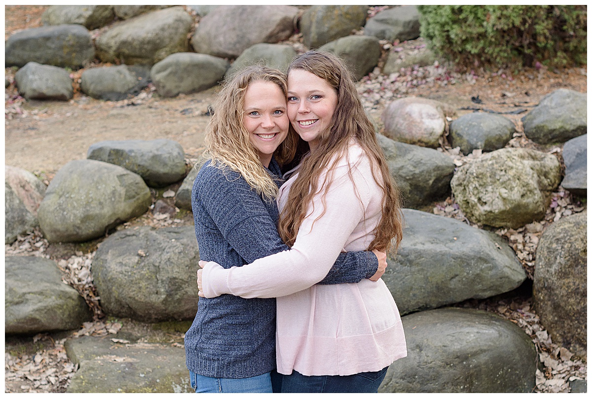 Burke Park Extended Family Session_0006.jpg