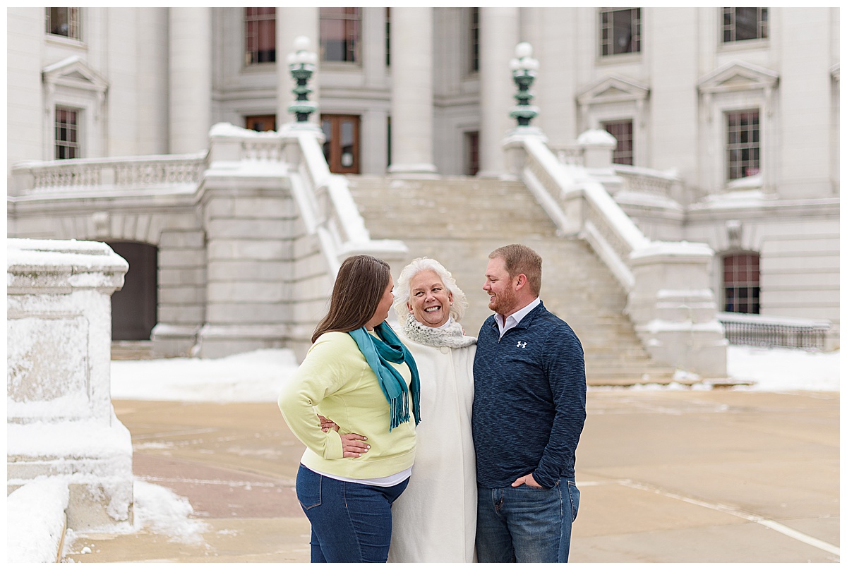 WIsconsin State Capitol Family Session_0008.jpg