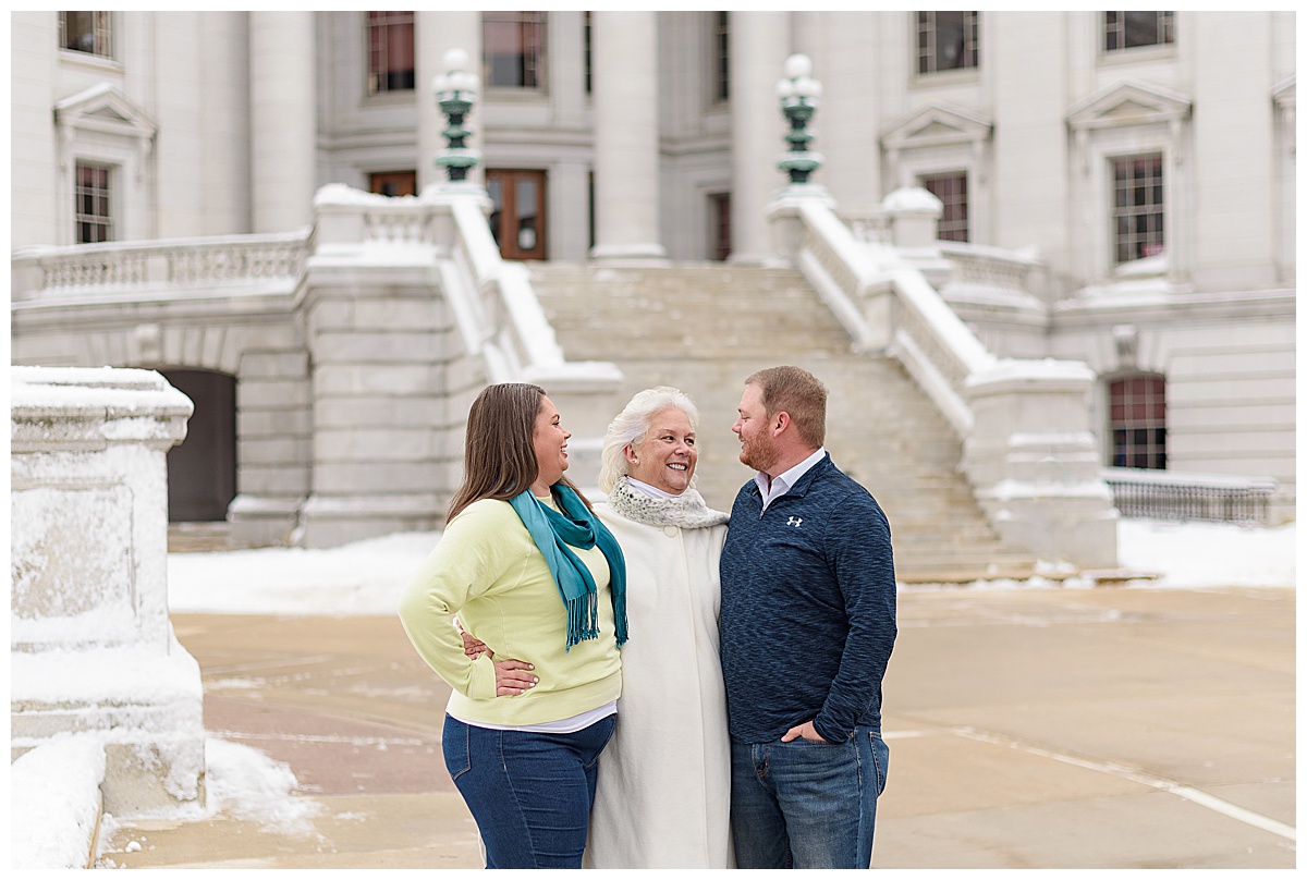 WIsconsin State Capitol Family Session_0009.jpg