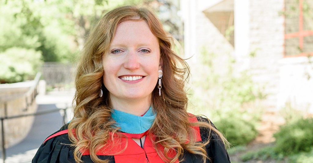 Wingra Park Graduation Mini&nbsp;Session