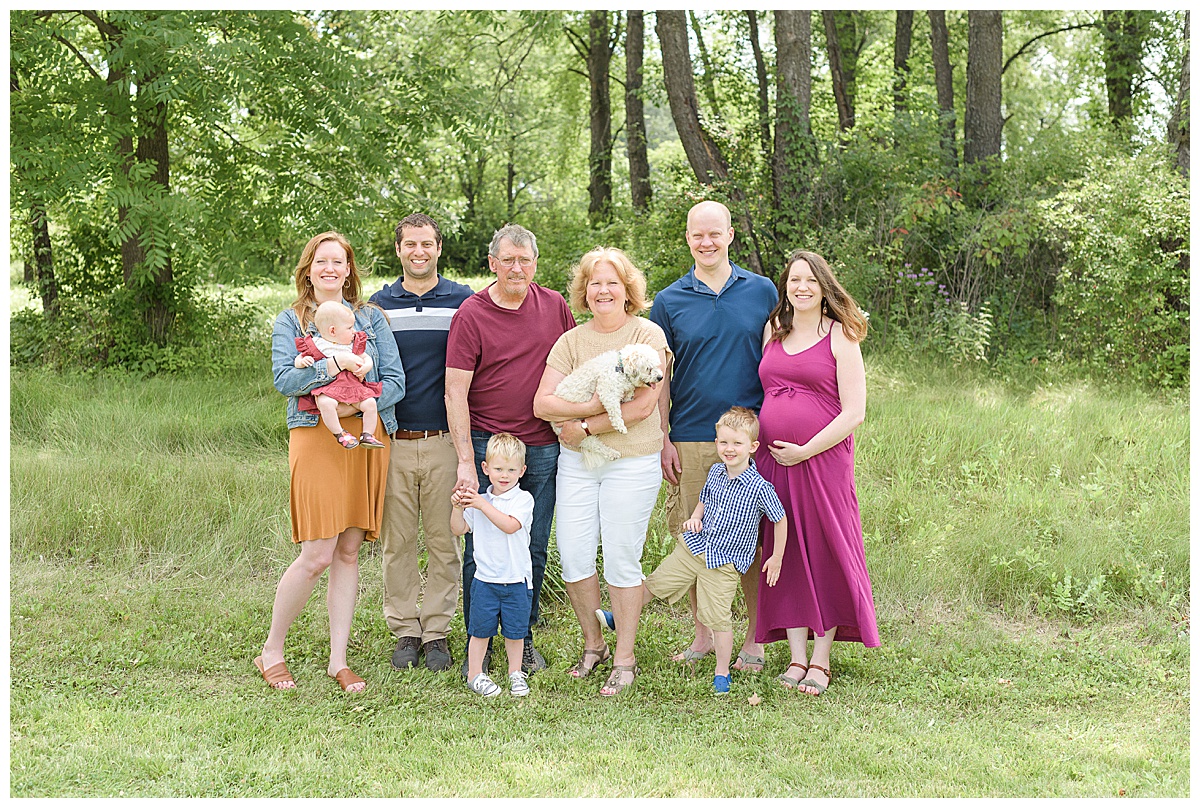 Token Creek Extended Family Session_0027.jpg