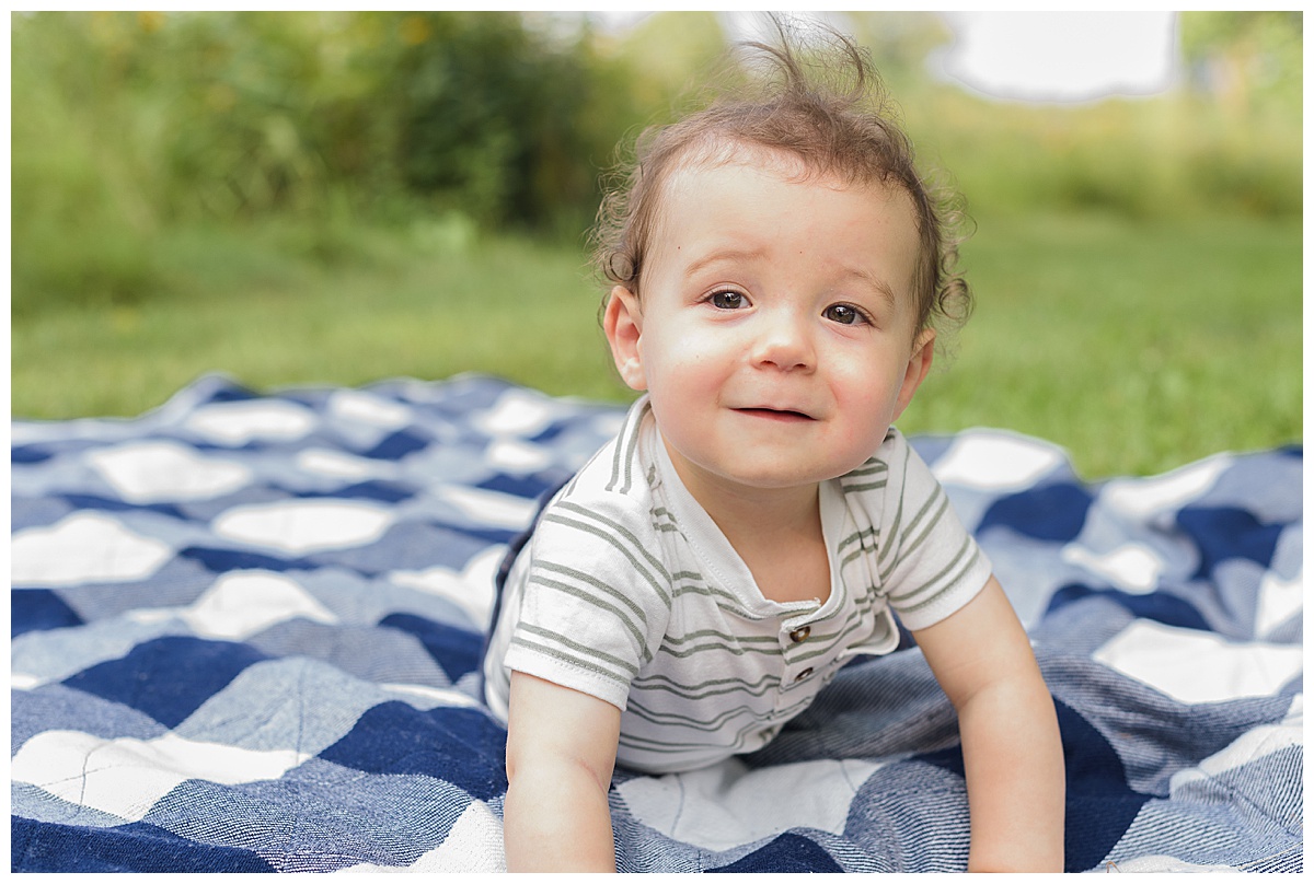 Anderson Farm County Park Family Session_0009.jpg